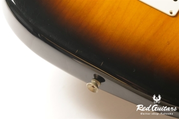 ST57-650 - 2 Tone Sunburst